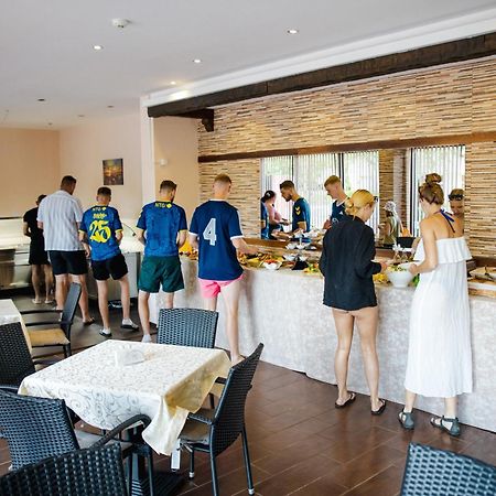 Biato Apartments Pantai Sunny Luaran gambar