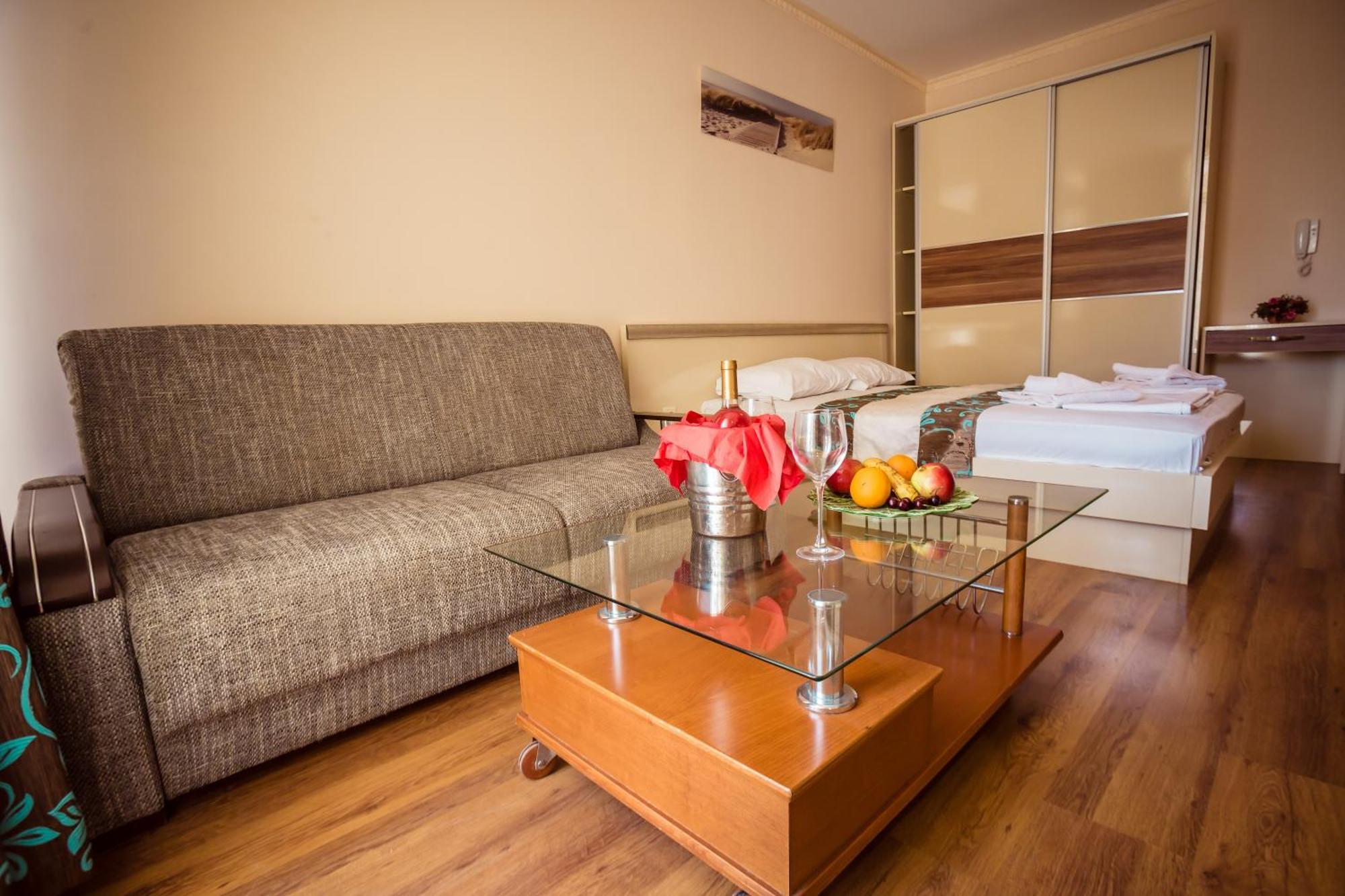 Biato Apartments Pantai Sunny Luaran gambar