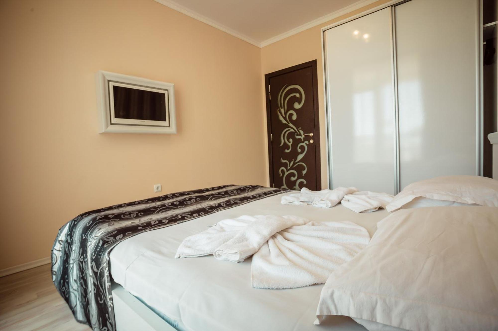 Biato Apartments Pantai Sunny Luaran gambar